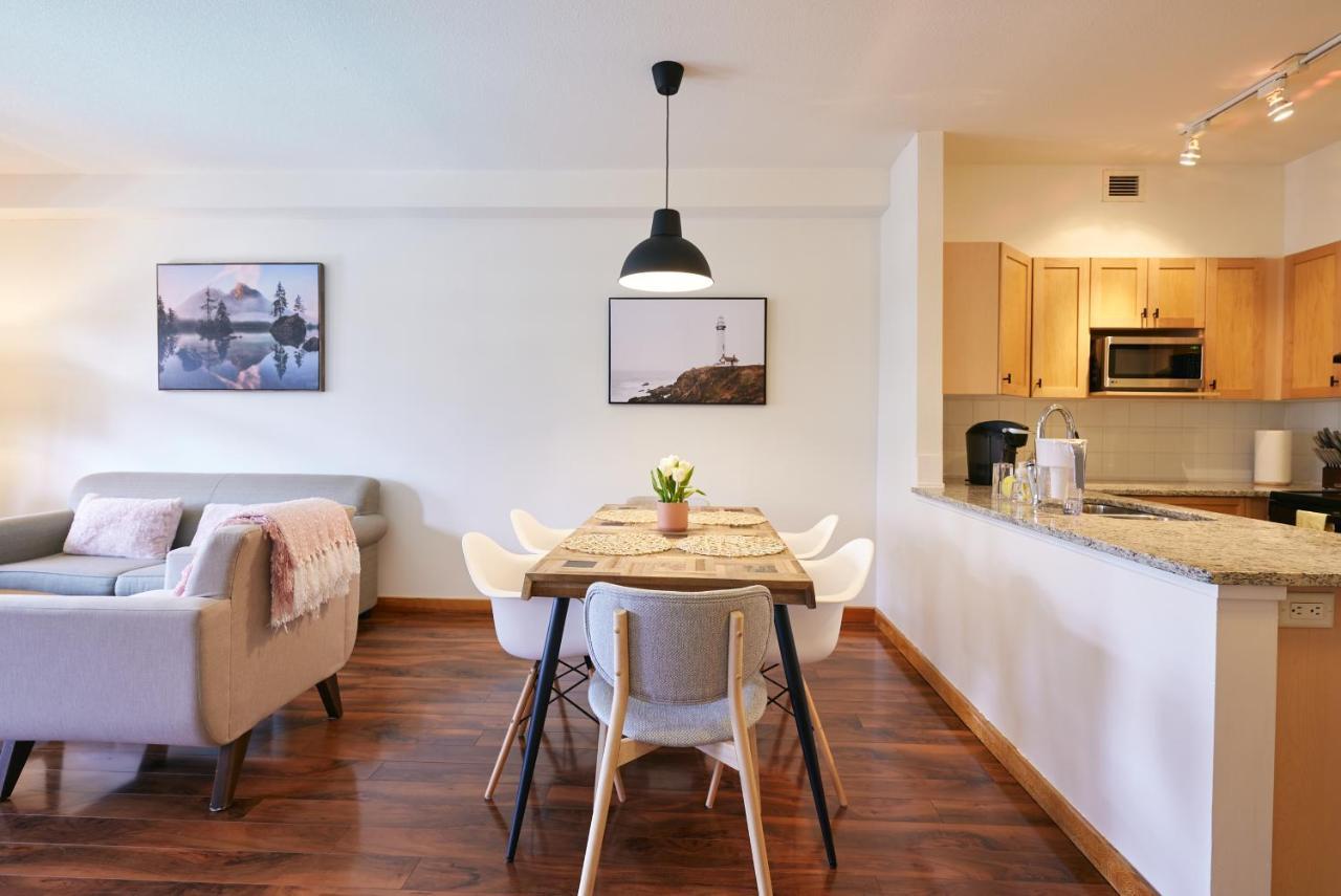 Mtn View Escape With King Size Bed With Outdoor Pool - Banff Pass Included! Apartment Canmore Ngoại thất bức ảnh