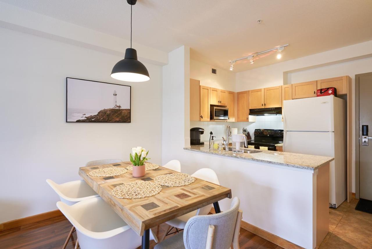 Mtn View Escape With King Size Bed With Outdoor Pool - Banff Pass Included! Apartment Canmore Ngoại thất bức ảnh
